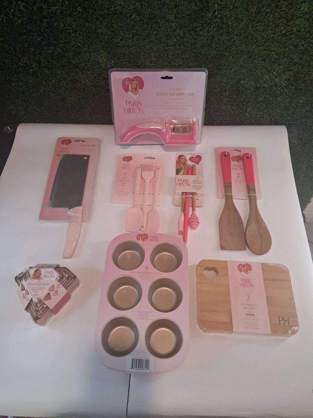 Paris Hilton Pink Kitchenware Mega LOT Cookware Bakeware Utensils 11 Pc Bundle